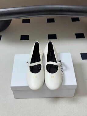 Celine White Leather Mary Jane Flats Gold Triomphe Round Toe Strap Ballet Shoes